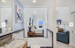 Suite estudio (Beachfront Deluxe Studio Suite) | Ropa de cama de alta calidad y caja de seguridad en la habitación