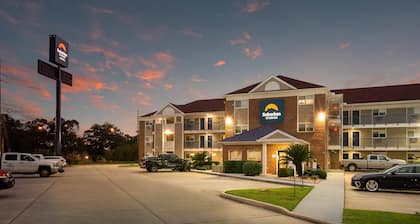 Suburban Studios Biloxi North Area