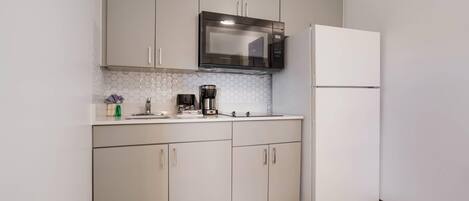 Huone, 1 keskisuuri parisänky, esteetön, tupakointi kielletty (Efficiency) | Silitysrauta/-lauta, lisävuoteet, ilmainen Wi-Fi, vuodevaatteet