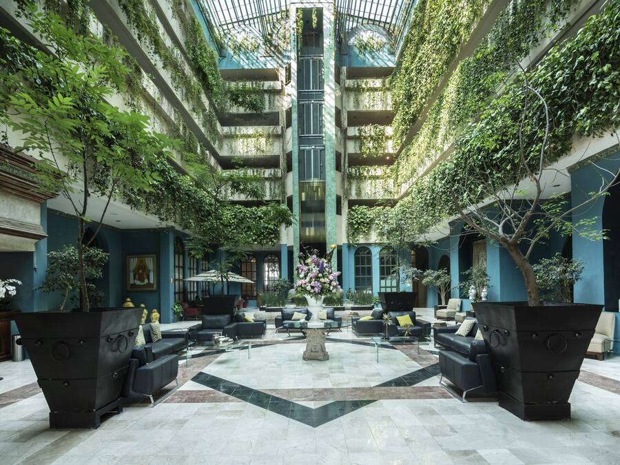 28-inch plasma TV with satellite channels, TV