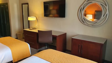 Habitación estándar doble | Ropa de cama de alta calidad, edredones de plumas, caja fuerte