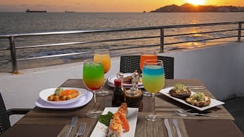 Frühstück, Mittagessen, Abendessen, mexikanische Küche