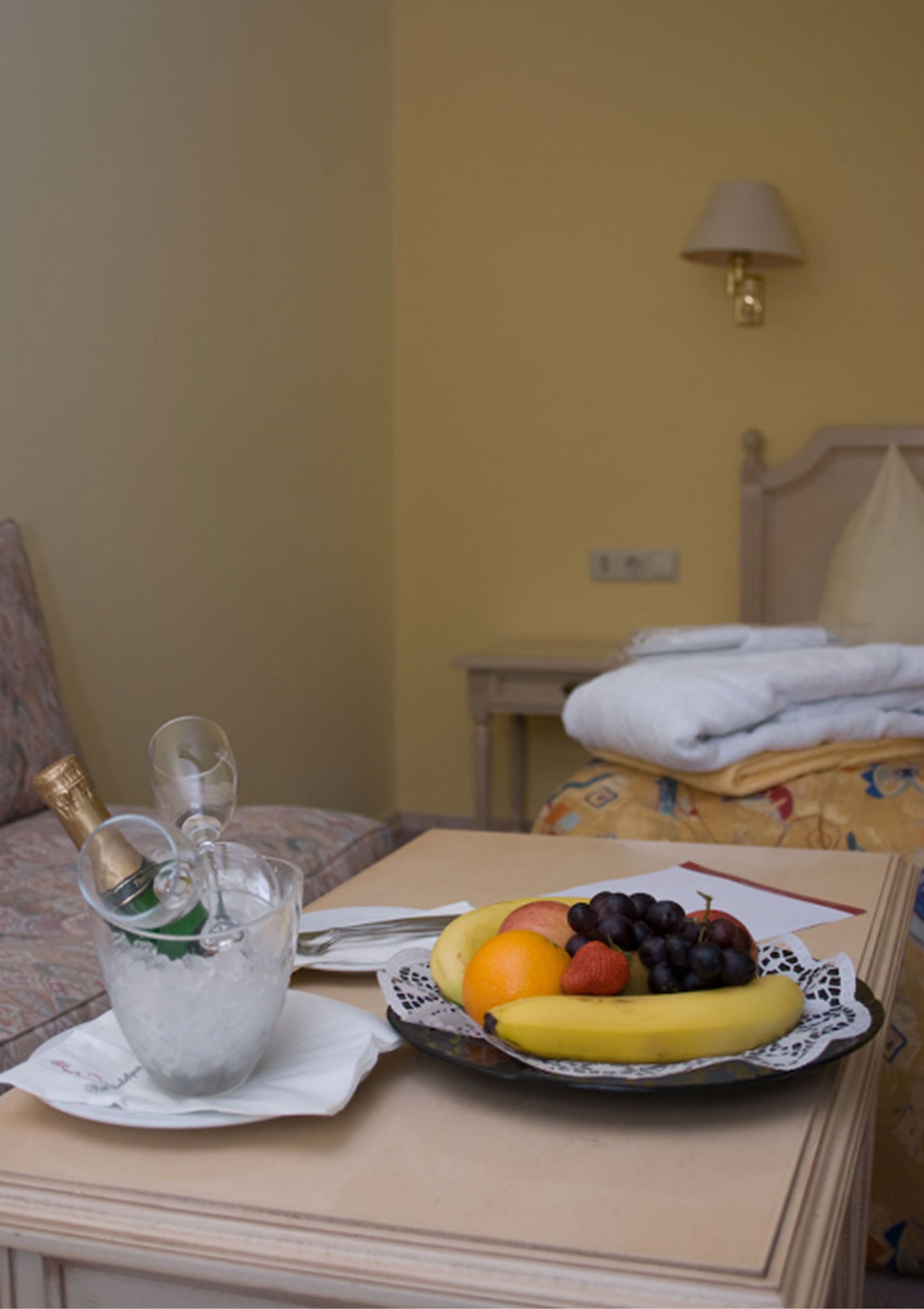 Junior-Suite | Allergikerbettwaren, Zimmersafe, Schreibtisch, Verdunkelungsvorhänge