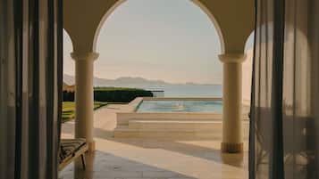 Suite, 2 Bedrooms, Beachfront (Jonquil) | Cadar Frette Itali, peralatan tempat tidur premium