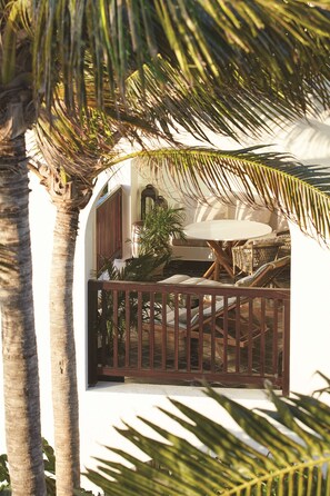 1 bedroom, Frette Italian sheets, premium bedding, free minibar items
