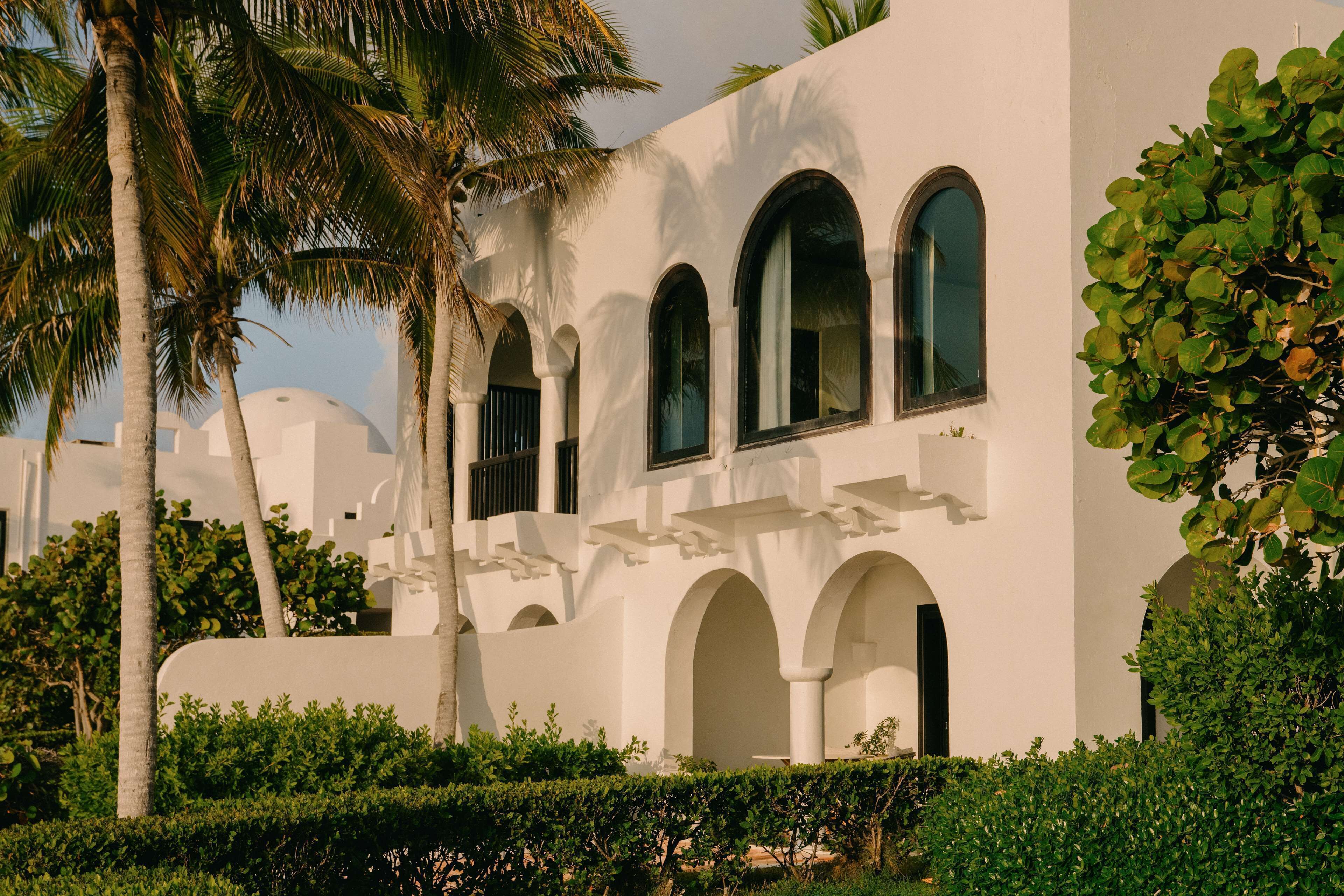 1 bedroom, frette italian sheets, premium bedding, free minibar items