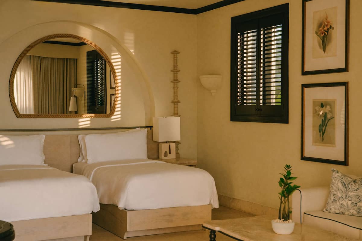 Suite, 2 camere da letto, di fronte alla spiaggia (Jonquil) | 1 camera, lenzuola Frette, biancheria da letto di alta qualità