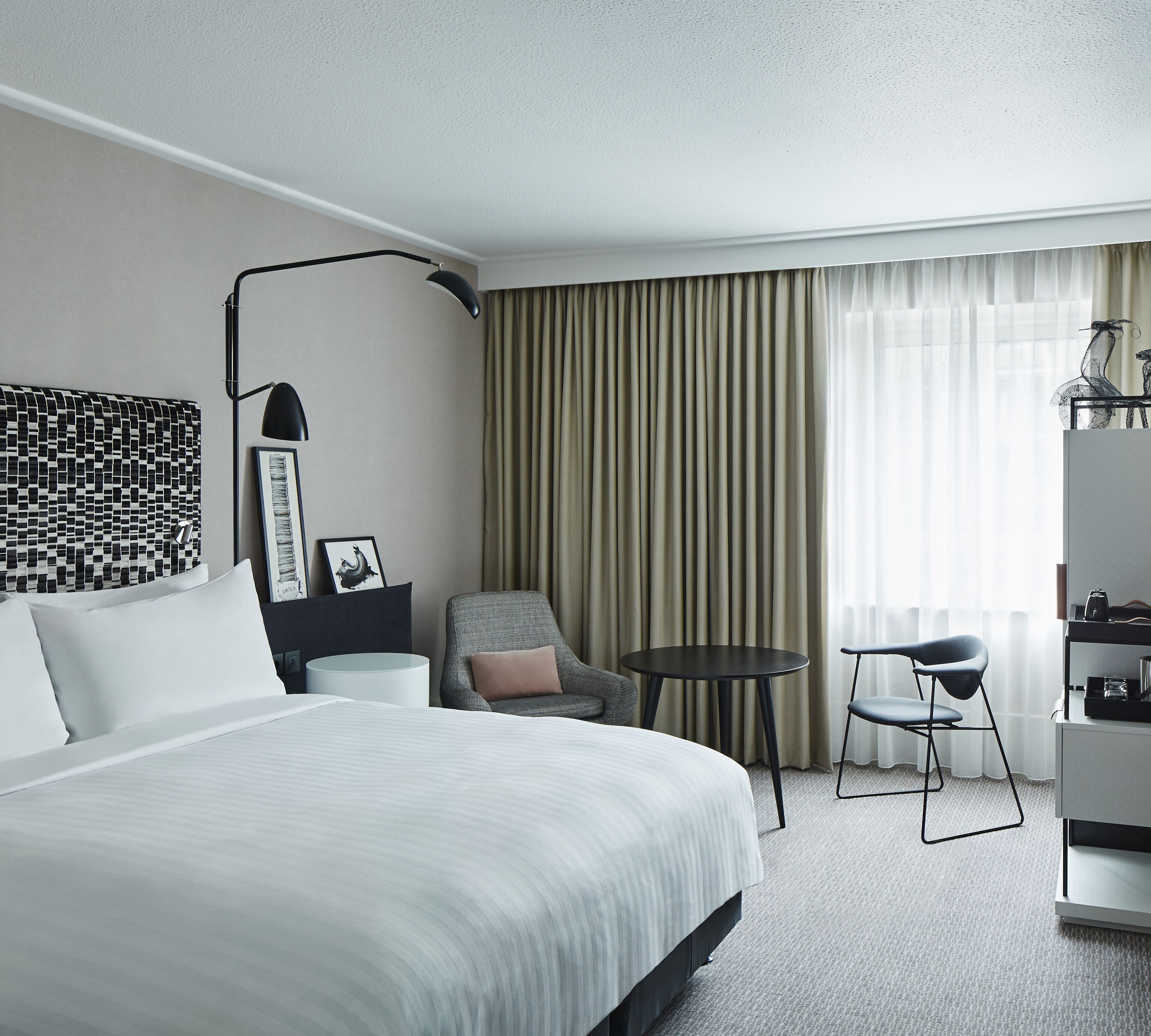 1 bedroom, premium bedding, pillow-top beds, in-room safe