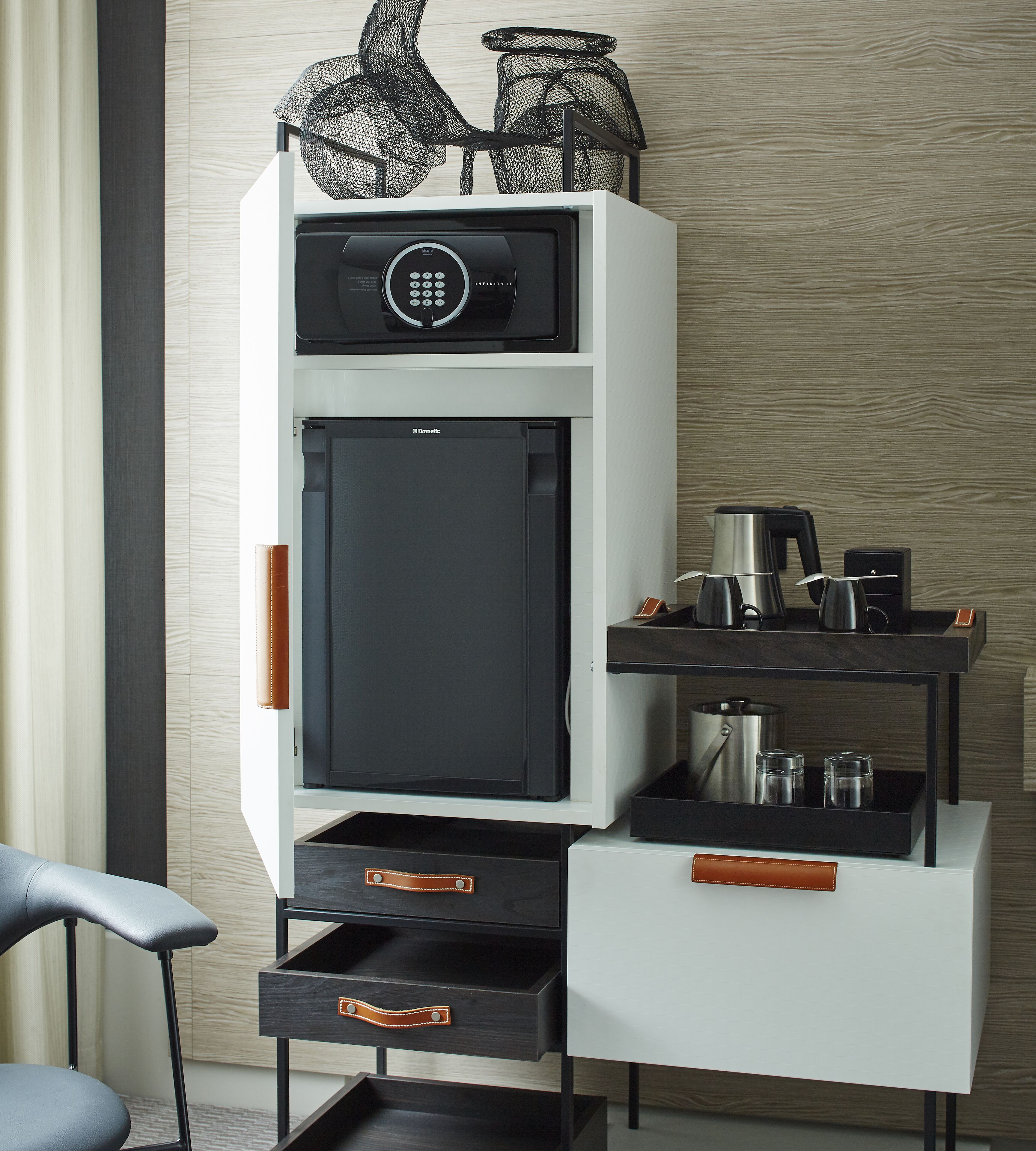 1 bedroom, premium bedding, pillow-top beds, in-room safe