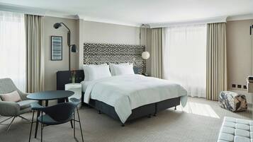 Presidential Apartment, 1 Bedroom, Kitchen | Premium bedding, pillow-top beds, in-room safe, desk