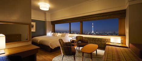 Literie de qualité supérieure, coffres-forts dans les chambres, bureau