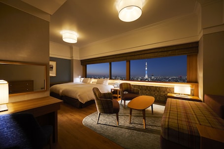 Premium bedding, in-room safe, desk, blackout drapes. Tobu Hotel Levant Tokyo