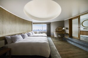 Suite, Non Smoking (Levant Suite, No Tower View)