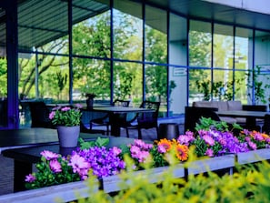 Breakfast, lunch, dinner served; garden views