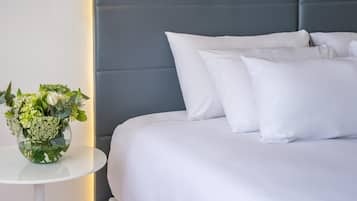 Literie de qualité supérieure, couette en duvet d'oie, minibar