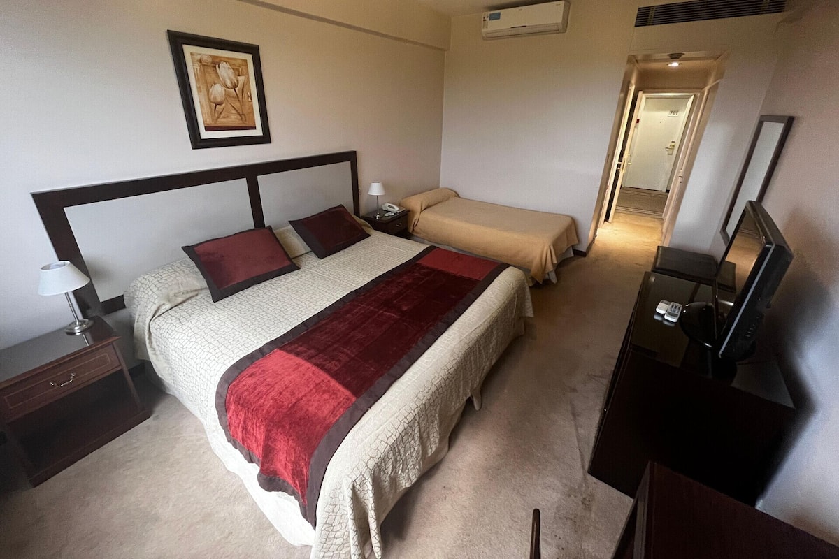 1 bedroom, premium bedding, down comforters, pillowtop beds