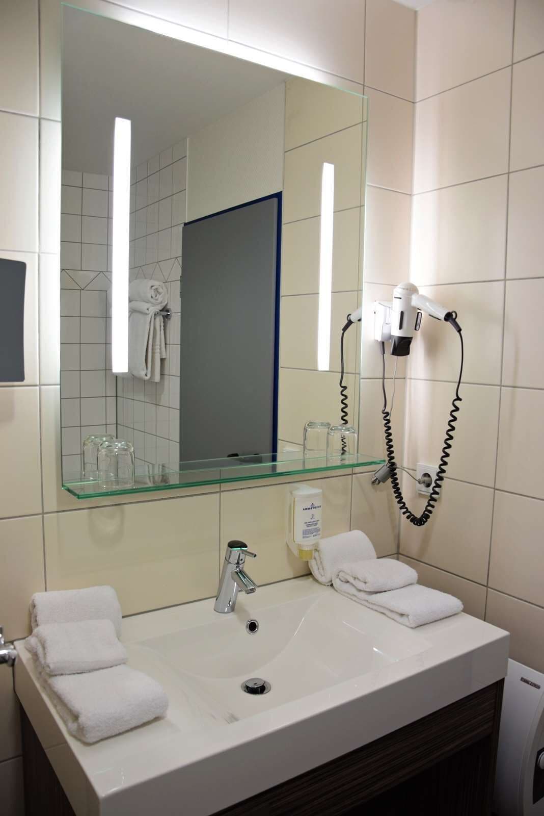 Photo - Amber Econtel