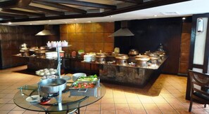 Restaurant - Regenta Place, Bangalore (Bengaluru)