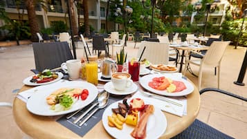 7 barer/lounger, bar ved poolen, strandbar