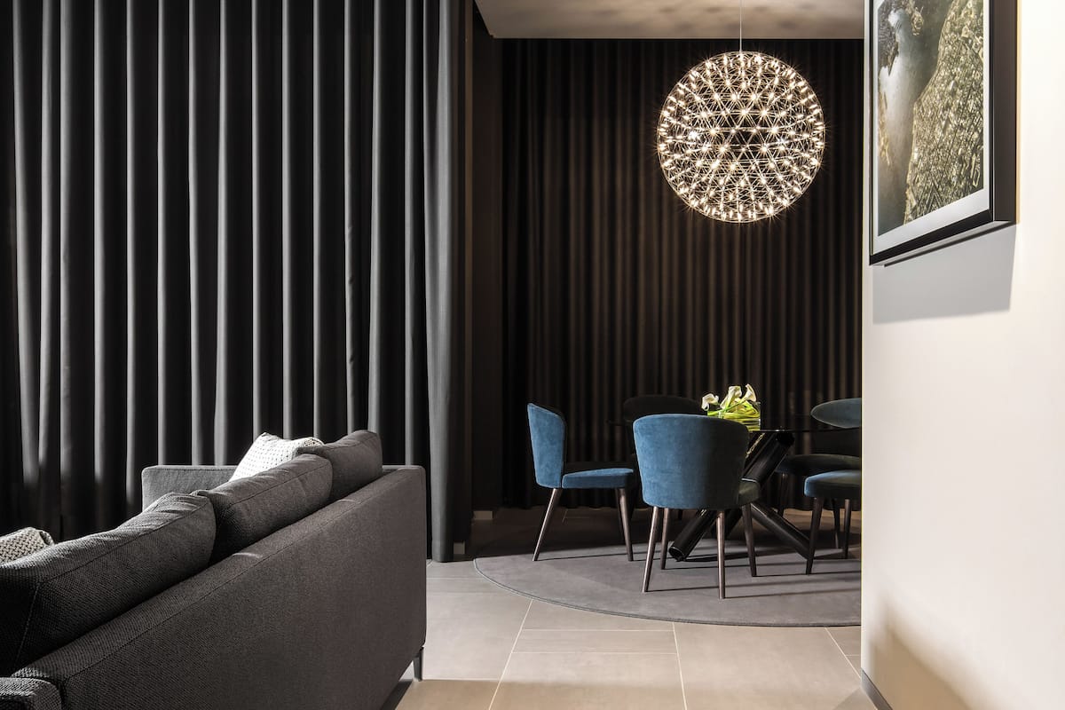 Premium bedding, down duvets, minibar, in-room safe