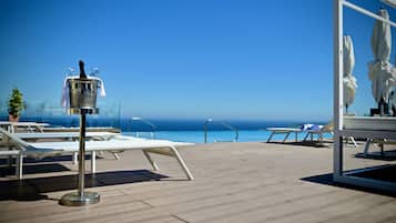 Indoor pool, seasonal outdoor pool, pool cabanas (surcharge)