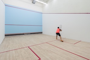 Sports court - InterContinental Malta by IHG (St. Julian's)