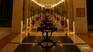 Lobby - Jaypee Palace (Agra)