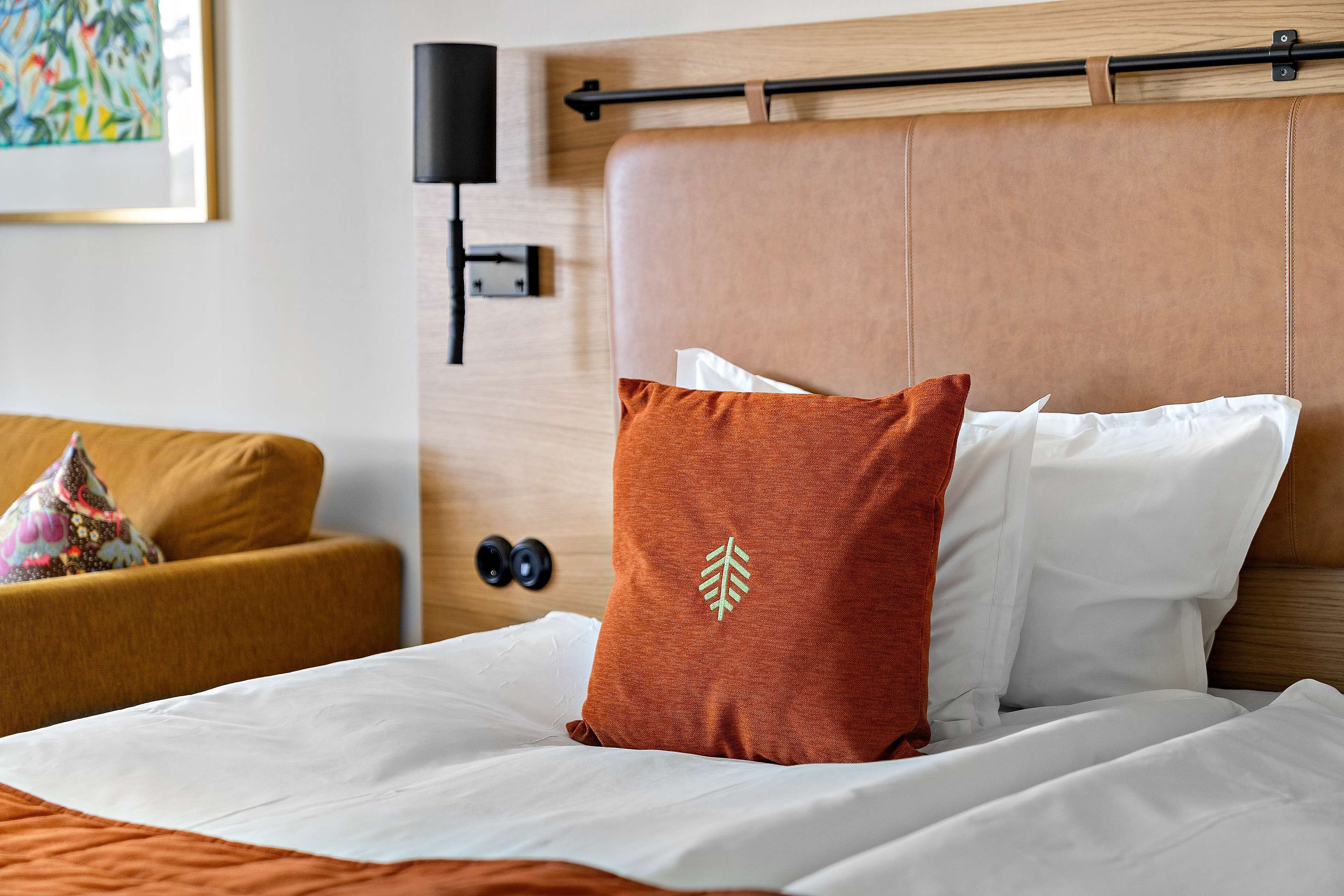 superior room, 1 king bed, non smoking | 1 bedroom, premium bedding, laptop workspace, blackout curtains