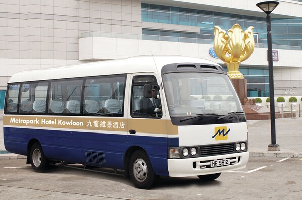 City shuttle - Metropark Hotel Kowloon Hong Kong (Kowloon)
