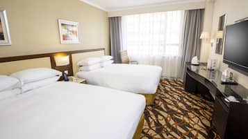 Deluxe Family Room | In-room safe, desk, blackout drapes, iron/ironing board (on request)