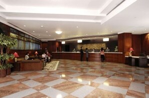Reception - Metropark Hotel Kowloon (Kowloon)