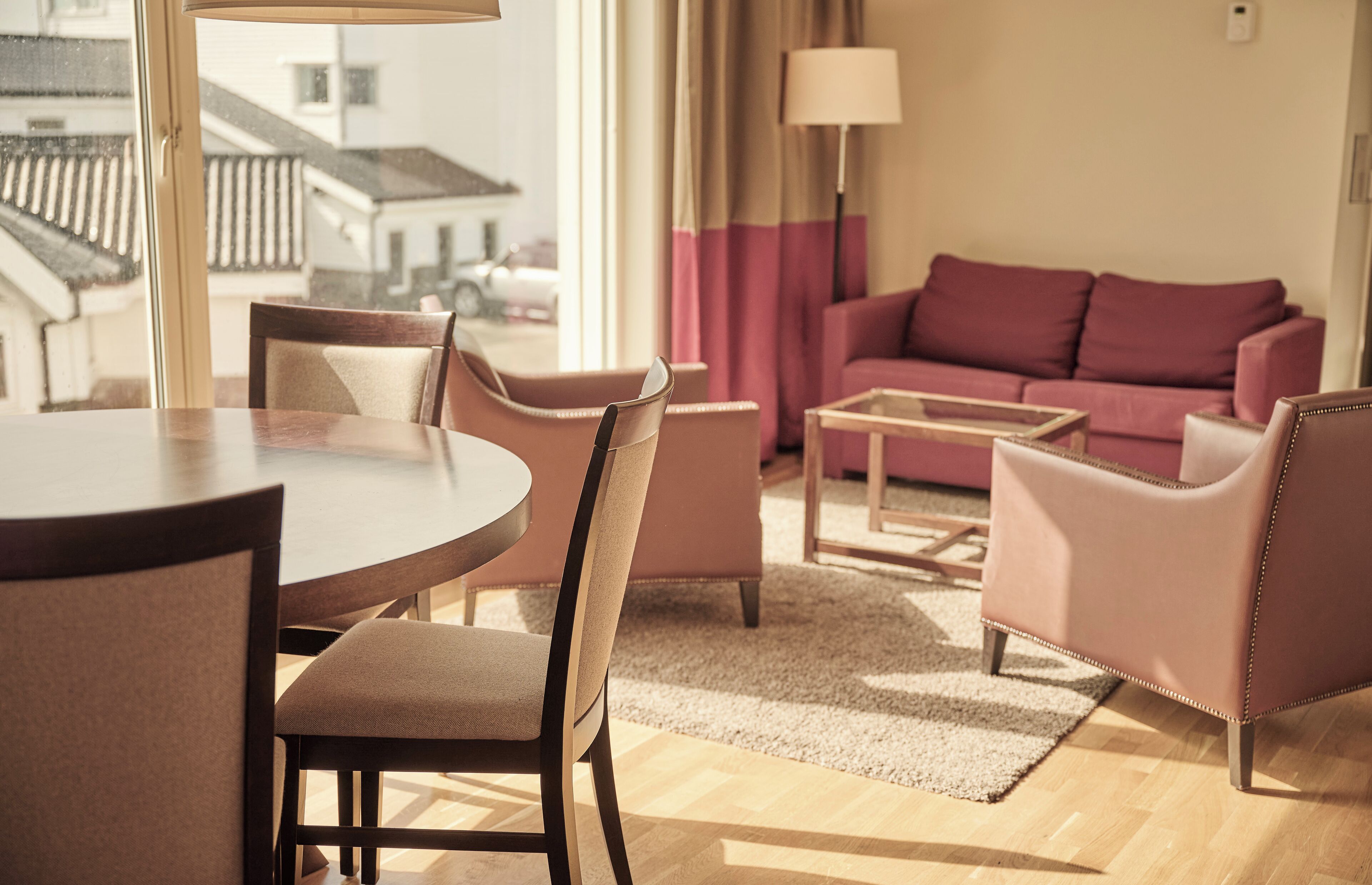 junior suite | 1 bedroom, pillow-top beds, in-room safe, desk