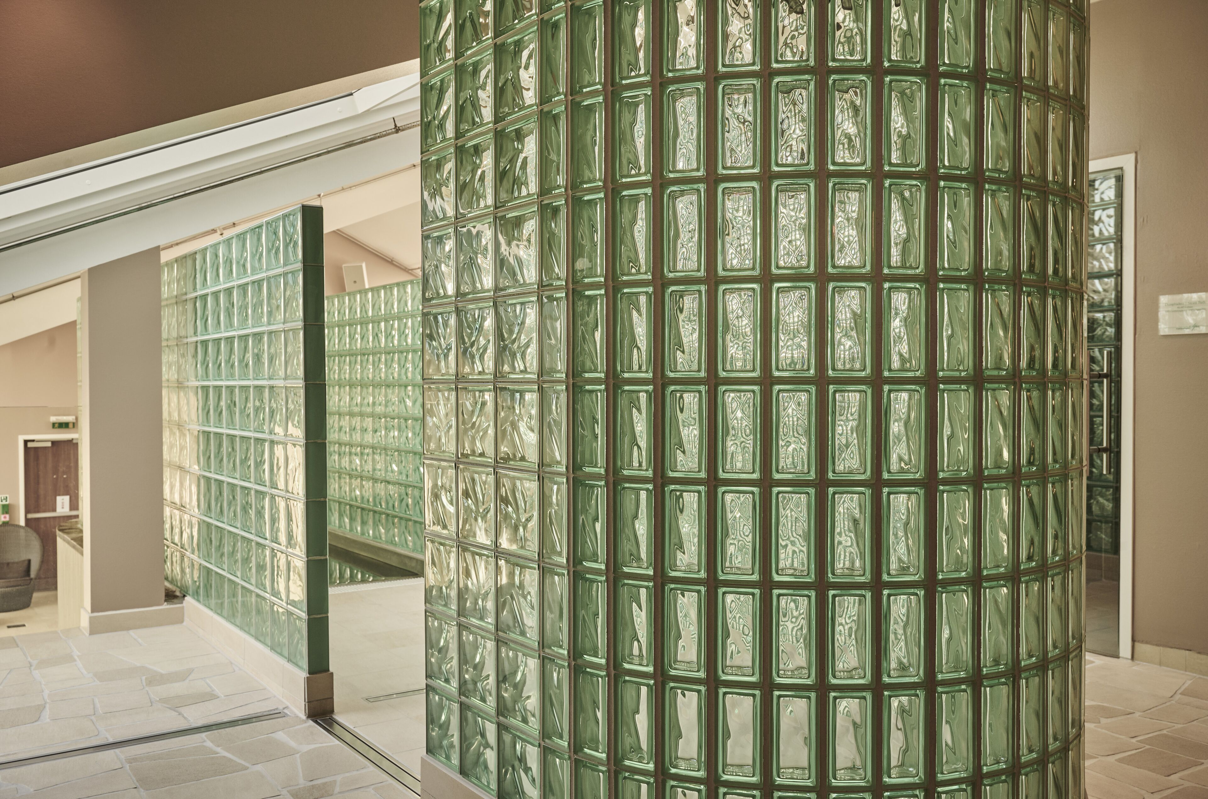 couples treatment room(s), sauna, hot tub, body treatments