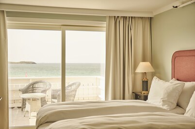 Sola Strand Hotel