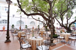 2 Restaurants, Frühstück