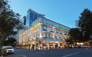 Exterior - Hotel Continental Saigon (Ho Chi Minh City)