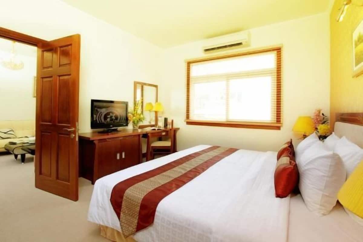 1 bedroom, minibar, in-room safe, desk