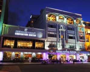 Front of property – evening/night