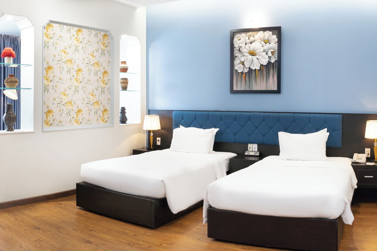 Deluxe Suite Twin
