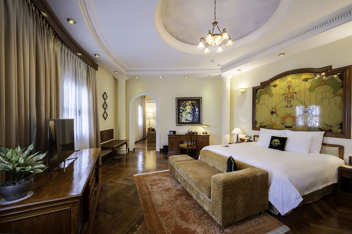 Century Majestic Suite | 1 bedroom, minibar, in-room safe, desk