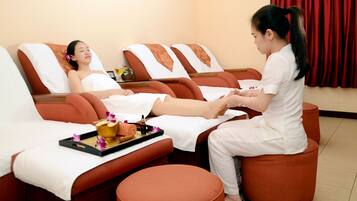 Massage/treatment rooms