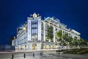 Front of property - evening/night