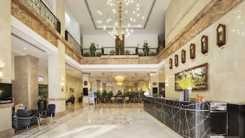 Quầy tiếp tân