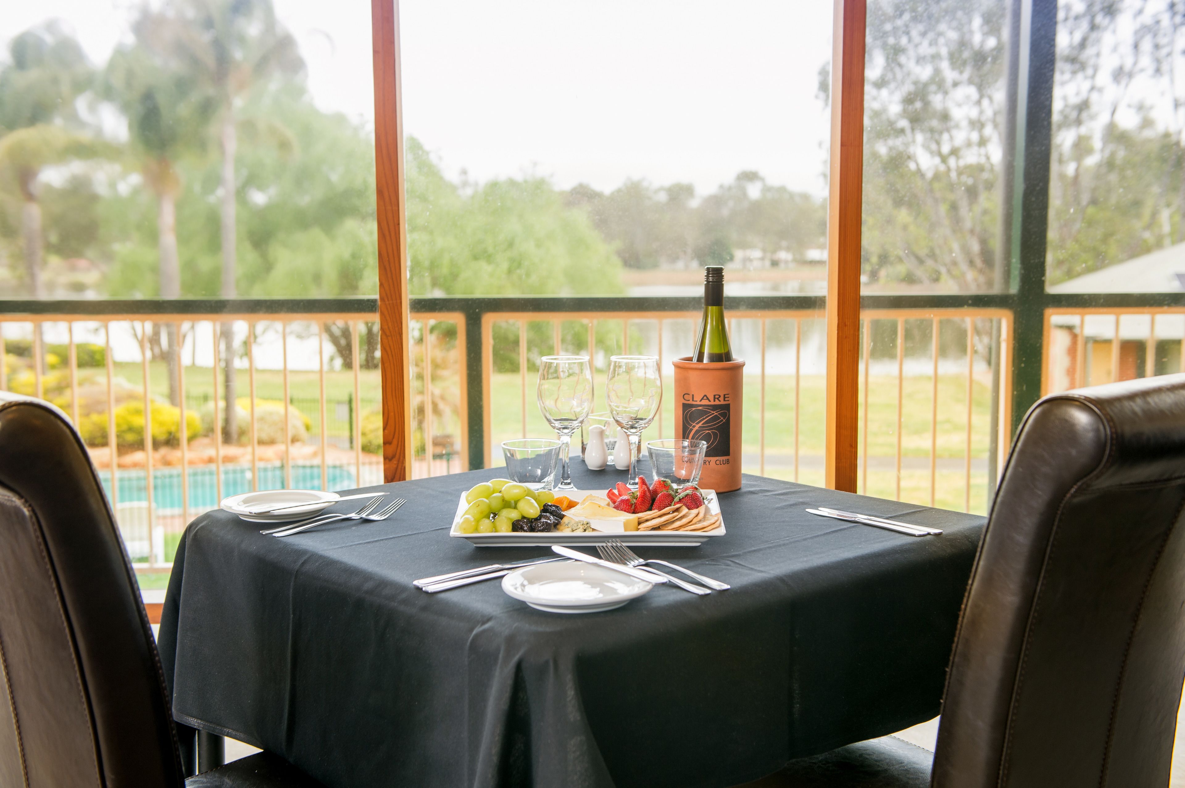 breakfast and dinner served, garden views