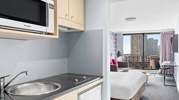 Fridge, microwave, coffee/tea maker, electric kettle
