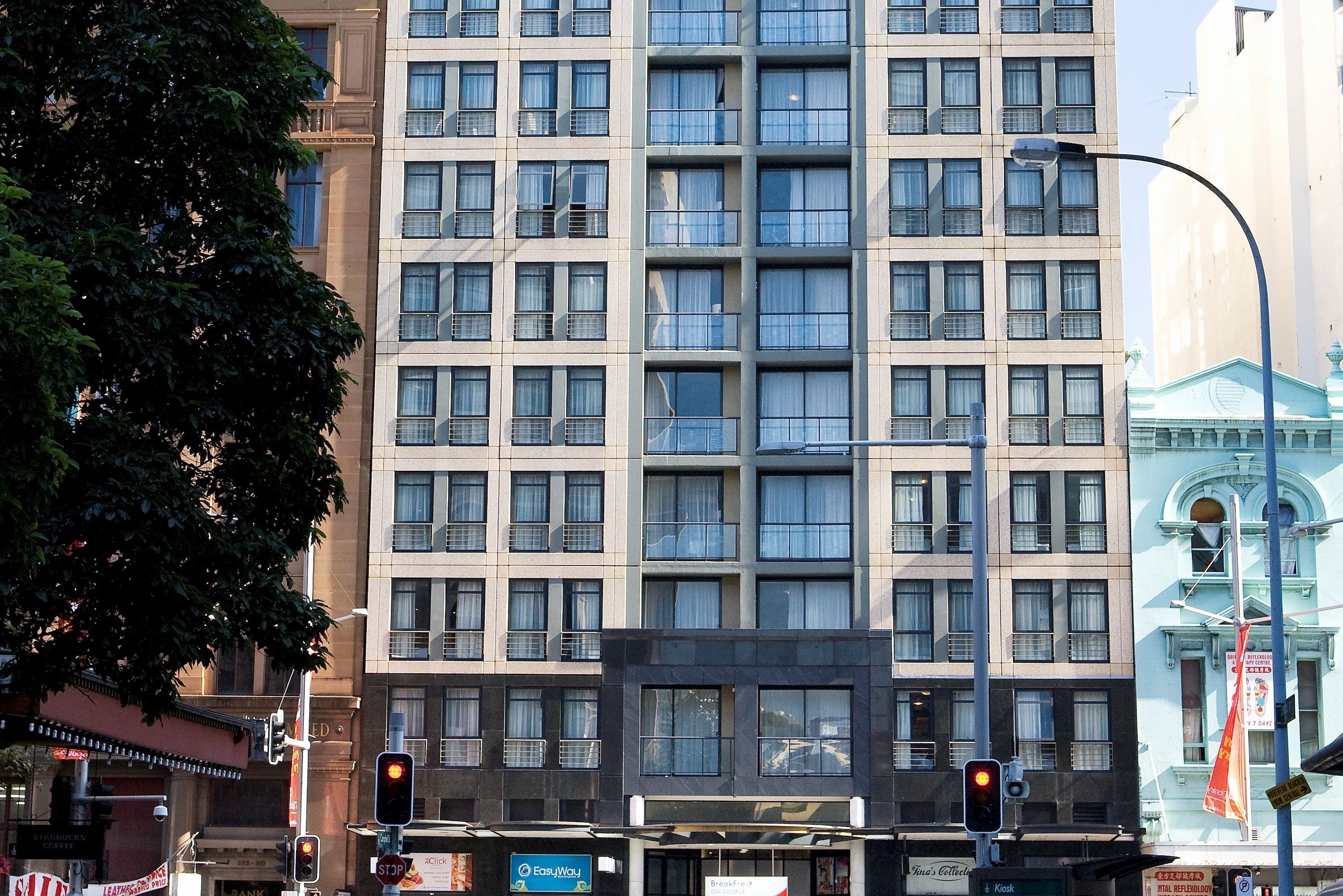 Mantra Sydney Central — image 26