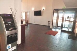 ATM/banking on site - Motel 6 Elkhart, IN (Elkhart)