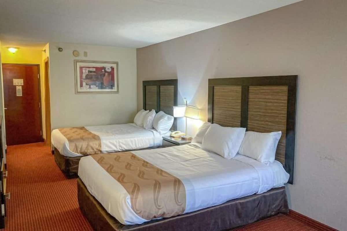 Desk, laptop workspace, blackout drapes, WiFi (free)