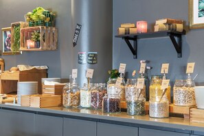 Petit déjeuner buffet compris tous les jours