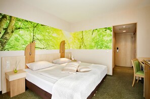 Design Room, 1 Double Bed | Hypo-allergenic bedding, in-room safe, individually furnished, desk - THE Scotty Hotel Hamburg (Hamburg)